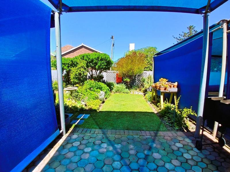 1 Bedroom Property for Sale in Stilbaai East Western Cape